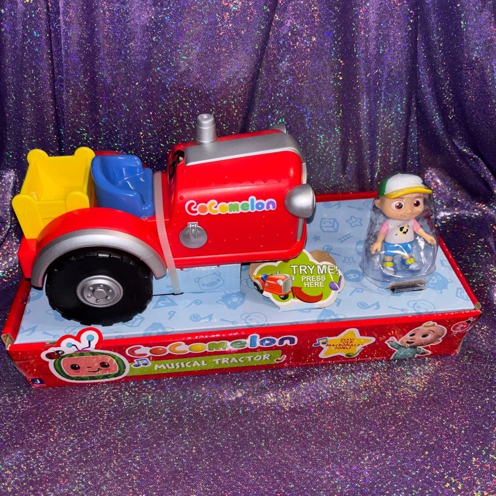 Cocomelon Musical Tractor